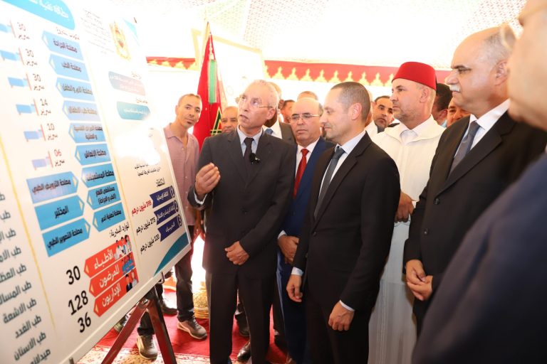 طاقة استعابية بـ120 سريرا وميزانية تناهز 400 مليون.. التهراوي يتفقد المركز الاستشفائي الإقليمي لتنغير