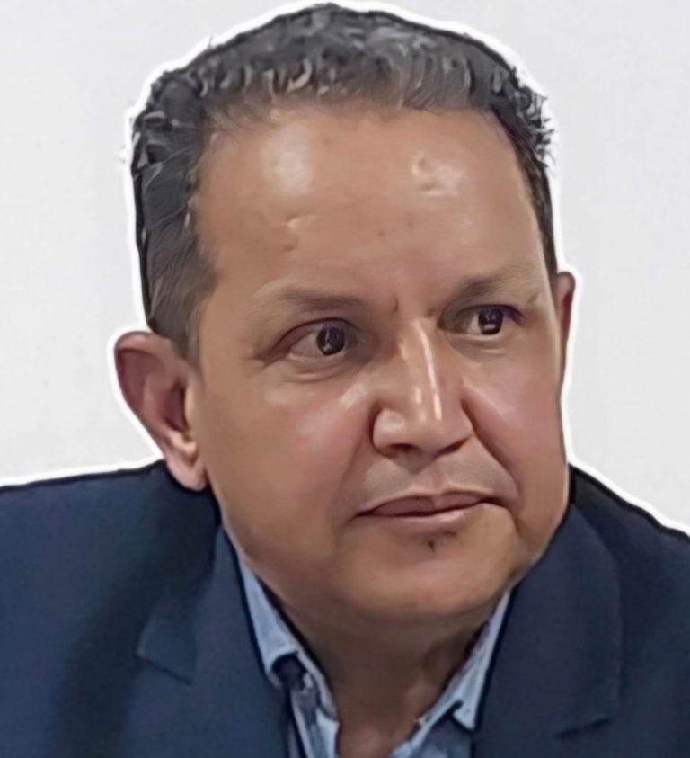 مناظرة بين تمركز قومي ومخيال ديني أو حين تُصاغ الهويات من فوق