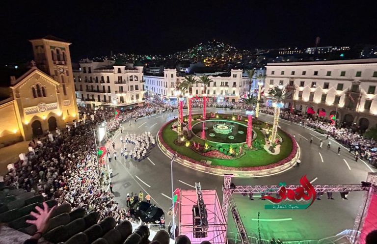 عروض جوية وطواف المشاعل يلهبان أجواء احتفالات عيد الشباب بتطوان والمضيق ومارتيل