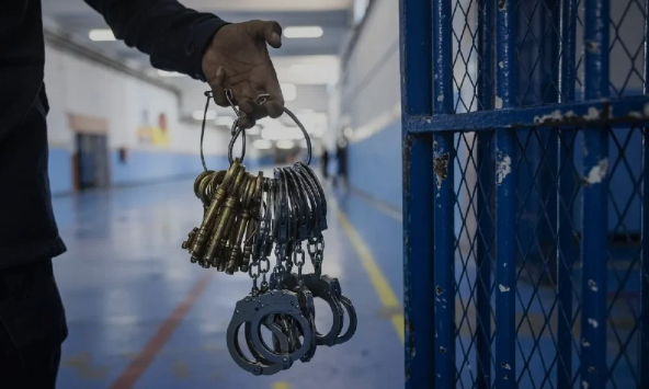 قانون العقوبات البديلة.. انطلاق تقديم الطلبات من قبل أسر السجناء